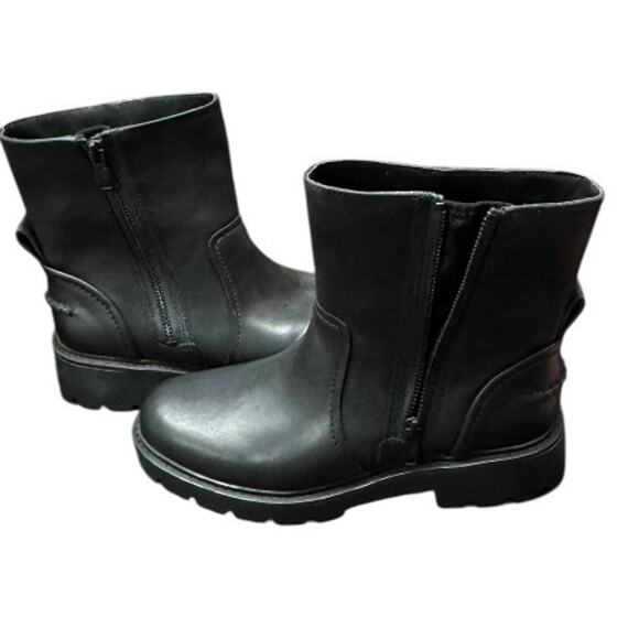 NWT Ugg Polk Lug Sole Moto Boots Black Leather Size 8 - Picture 9 of 13